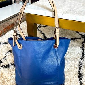 Used royal blue Michael Kors bag! Good condition